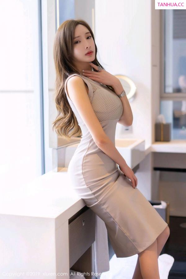 周妍希 奶瓶土肥圆 [XIUREN]高清写真图 2019.10.24 奶瓶土肥圆矮挫丑黑穷第14张图片